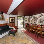 Semesterbostad Olive House