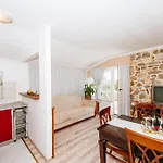 Semesterbostad Olive House *